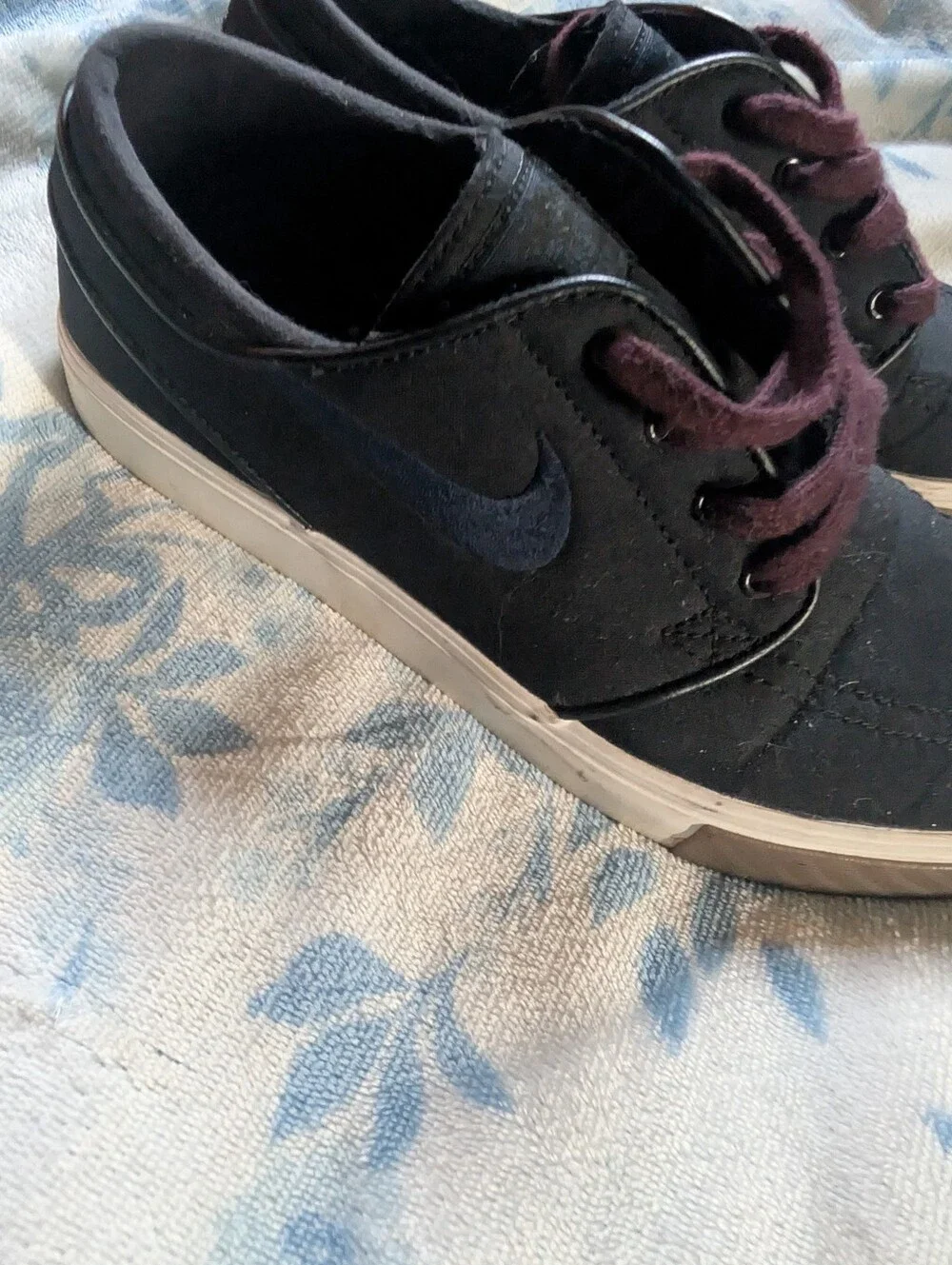 Nike Janoski Navy And Burgundy Sz6